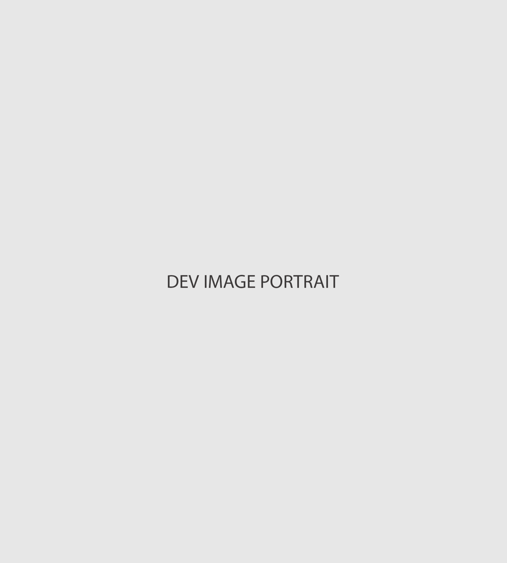 dev-portrait.png